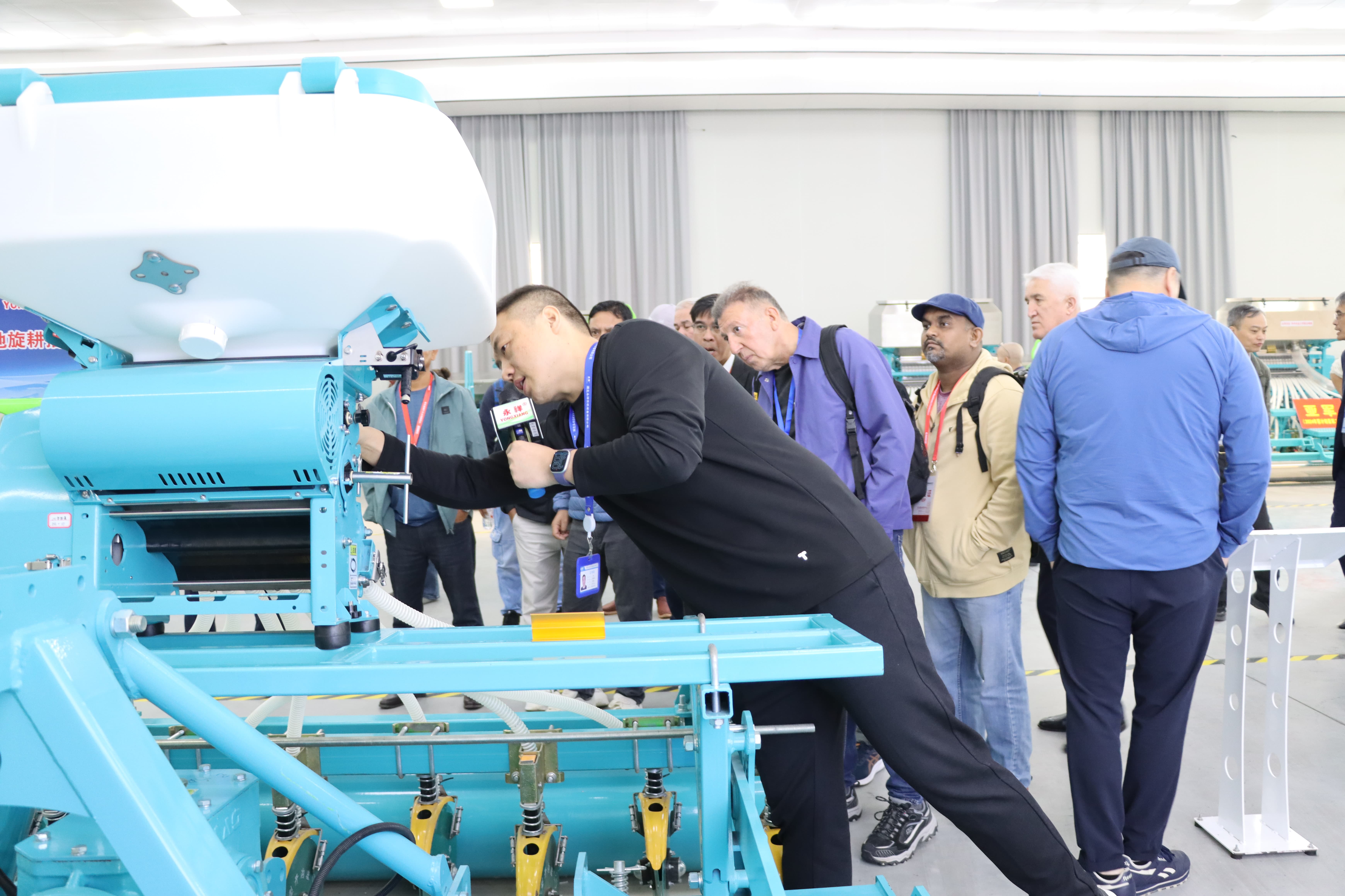 IMG_9185 (1) IMG_9185 (1)