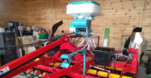Yongxiang Seeder Is Equipped with The World-leading Swedish Company Väderstad's No-till Soil Tillage Implement in Norway