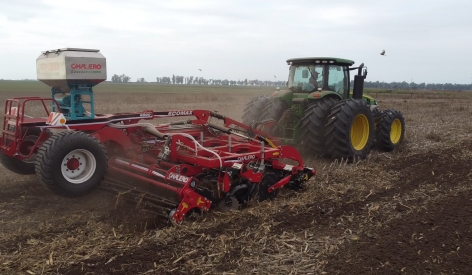 Field-Proven Reliability: YongXiang Air Seeder Showcases Precision Seeding in Argentina