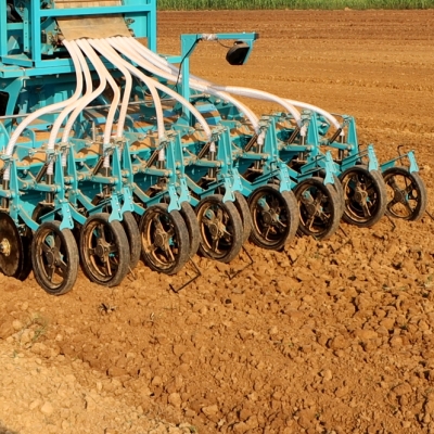 Double Disc Coulter with Depth Control