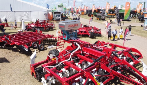 YongXiang Built Custom GREEN Seeder for CHALERO at Expoagro 2026